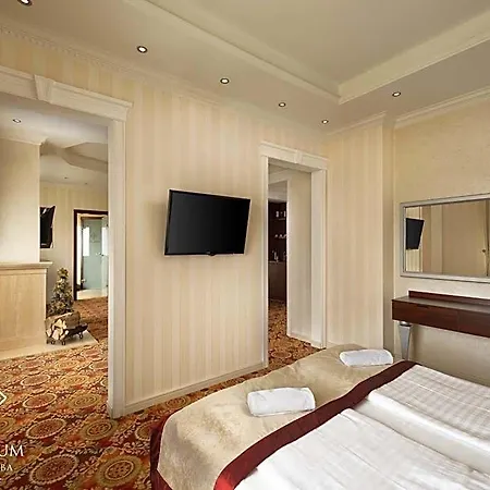 Arcanum Hotel 4*