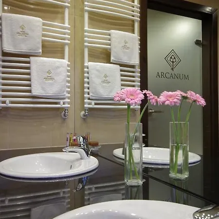 فندق Arcanum 4*