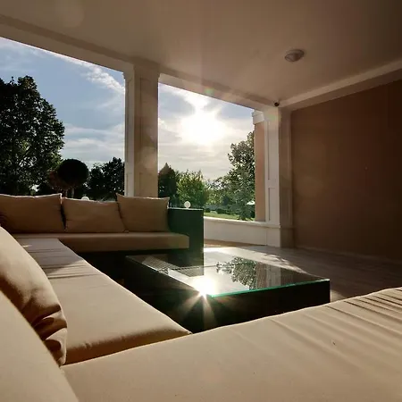 Arcanum Hotel 4*